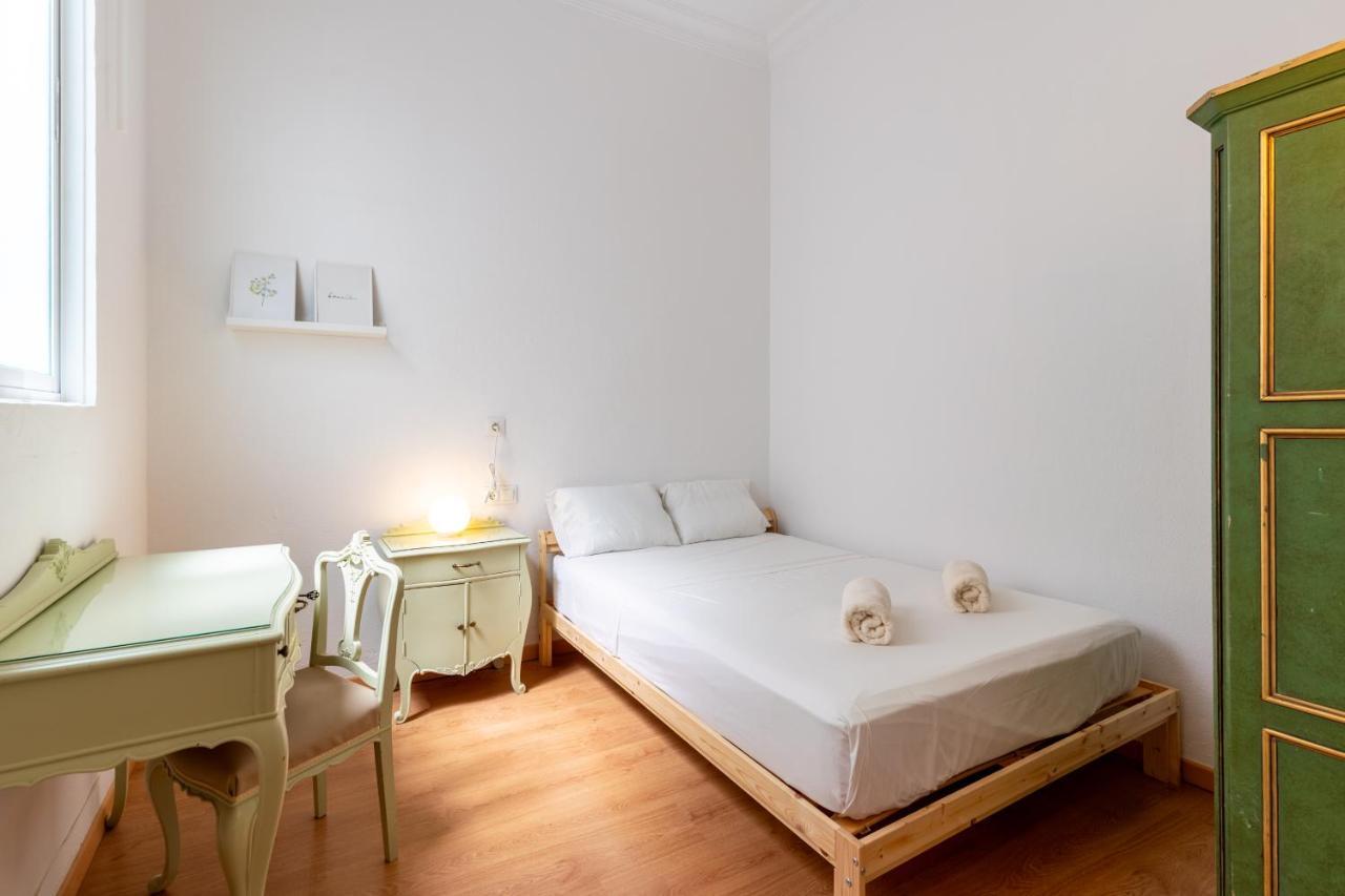 Aoa Conde De Ibarra Apartment Séville Extérieur photo