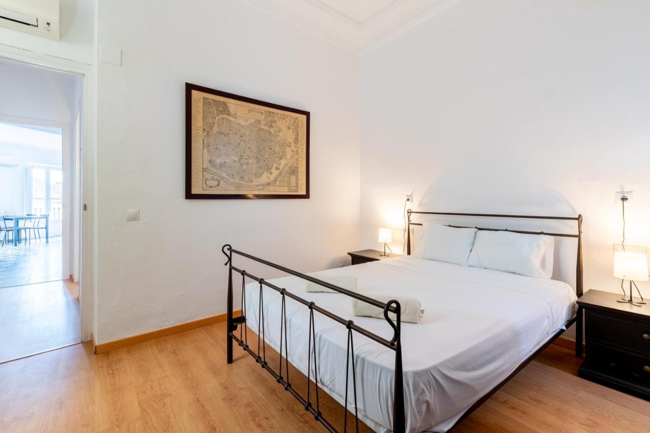 Aoa Conde De Ibarra Apartment Séville Extérieur photo