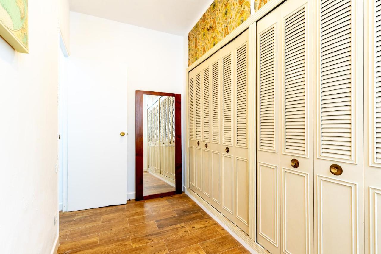Aoa Conde De Ibarra Apartment Séville Extérieur photo