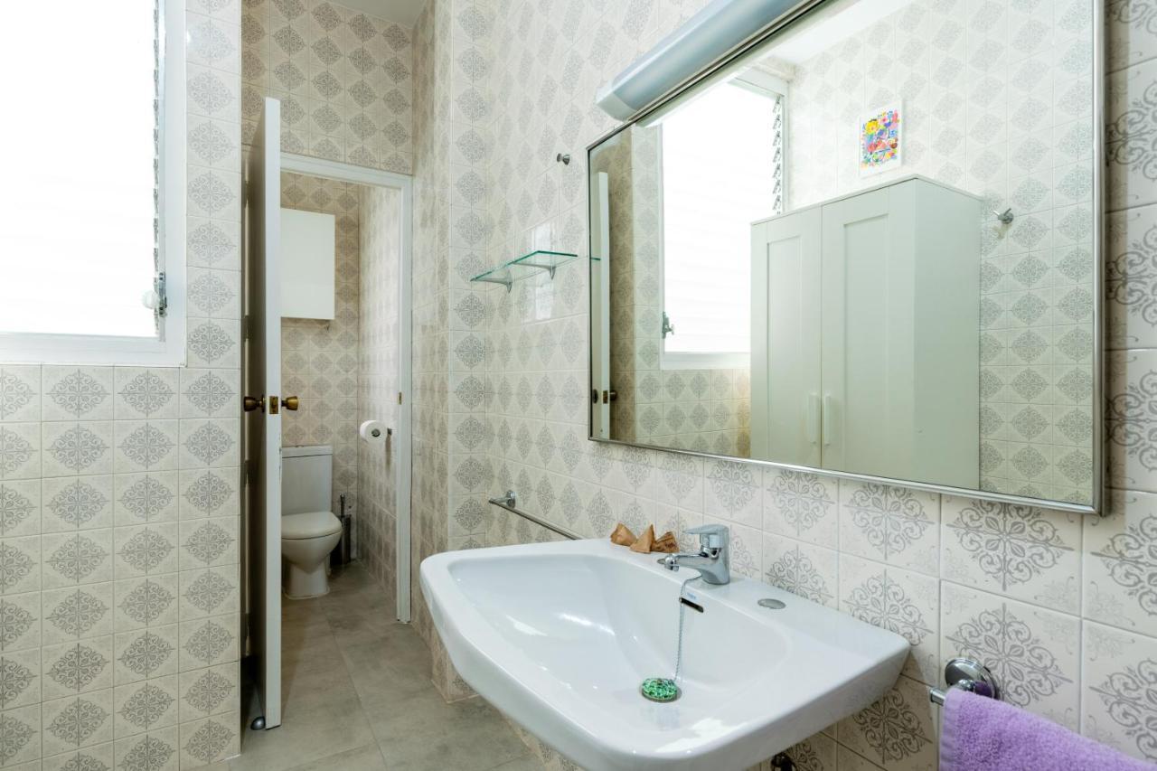 Aoa Conde De Ibarra Apartment Séville Extérieur photo