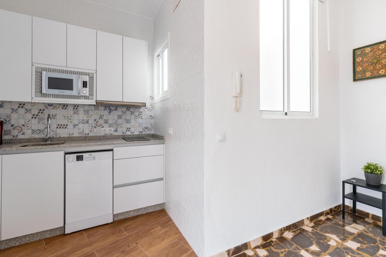 Aoa Conde De Ibarra Apartment Séville Extérieur photo